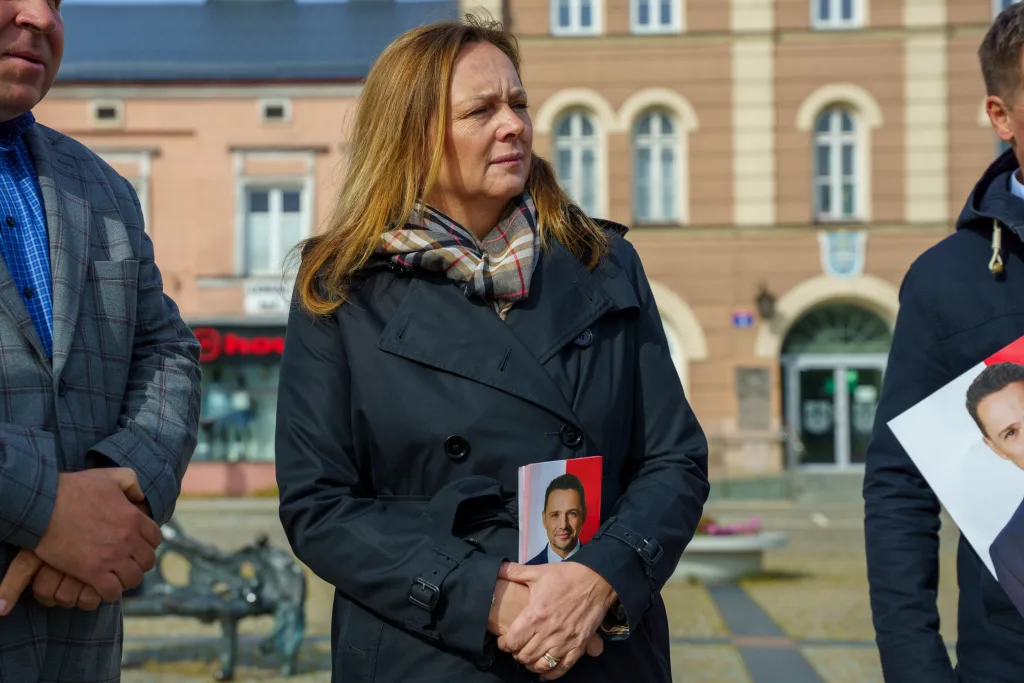 Skrzydlewska ostro o Nawrockim – „Lepszy w ustawce niż w debacie” 34 skierniewice skrzydlewska ostro o nawrockim lepszy w ustawce niz w debacie politycy apelowali o poparcie dla trzaskowskiego 2 z 23