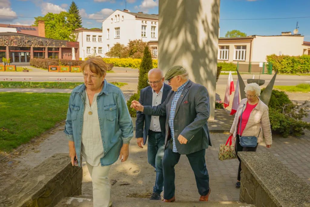 Skierniewicka Lewica uczciła Święto Pracy 33 skierniewicka lewica uczcila swieto pracy 19 z 20