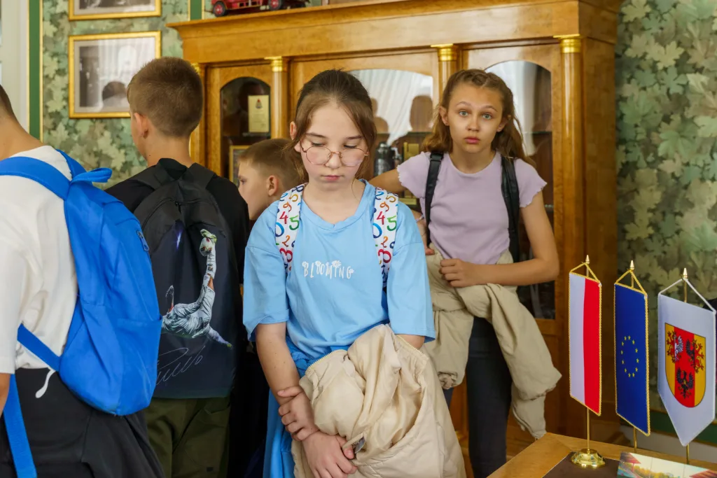 Młodzi uczniowie z Michowic odwiedzili Starostwo Powiatowe w Skierniewicach 37 spotkanie w starostwie szkola podstawowa 13 z 34