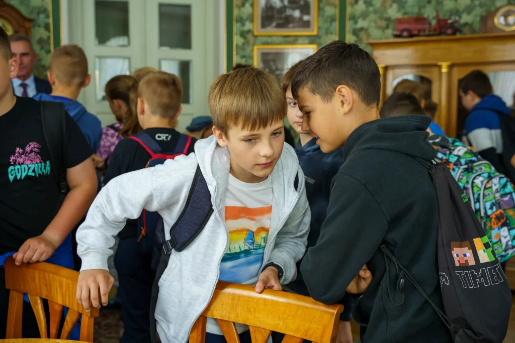 Młodzi uczniowie z Michowic odwiedzili Starostwo Powiatowe w Skierniewicach 38 spotkanie w starostwie szkola podstawowa 18 z 34