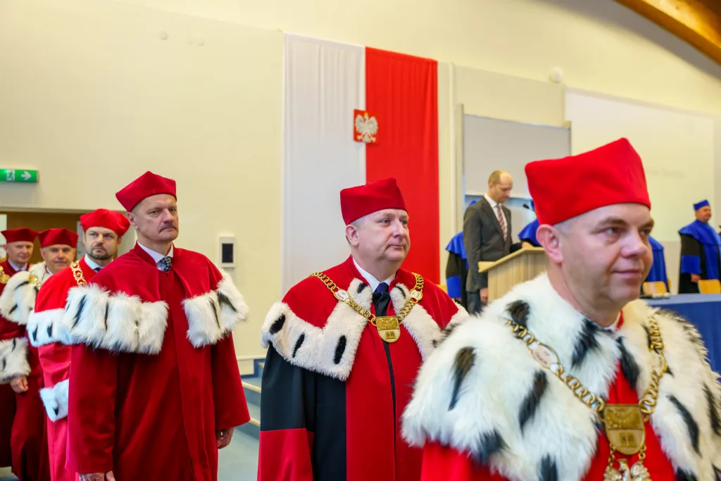 20 lat akademia nauk stosowanych stefana batorego 12 z 91