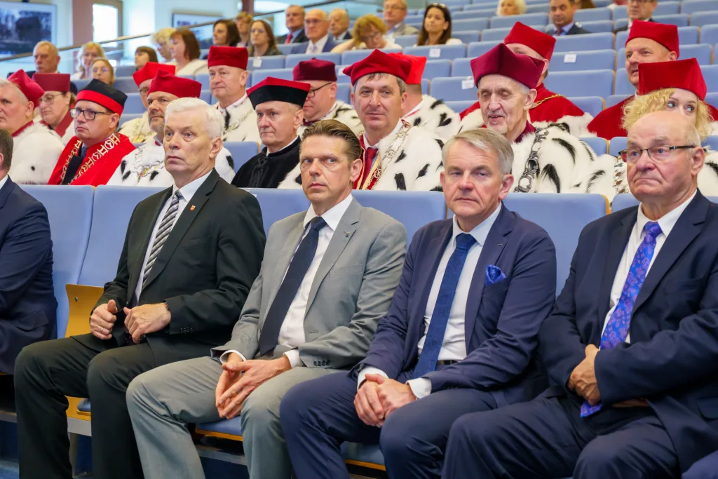 Akademia Nauk Stosowanych Stefana Batorego w Skierniewicach świętuje 20-lecie działalności 37 20 lat akademia nauk stosowanych stefana batorego 17 z 91