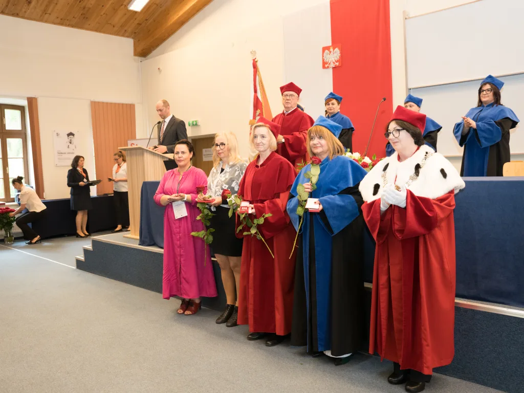 20 lat akademia nauk stosowanych stefana batorego 52 z 91