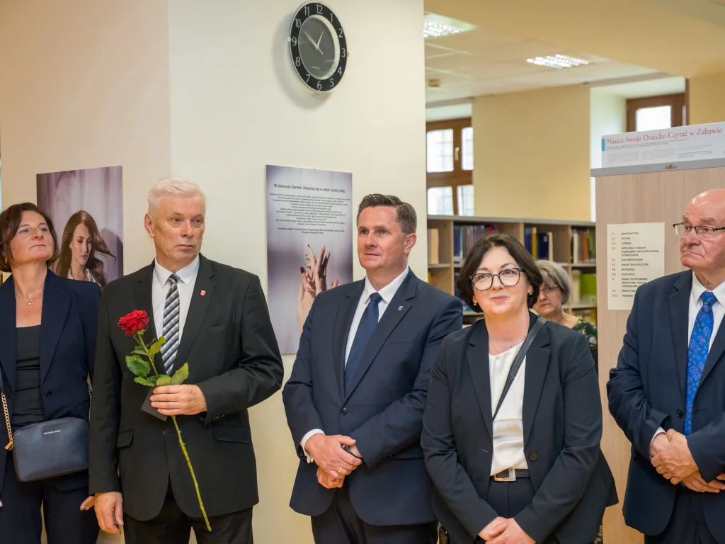 20 lat akademia nauk stosowanych stefana batorego 75 z 91