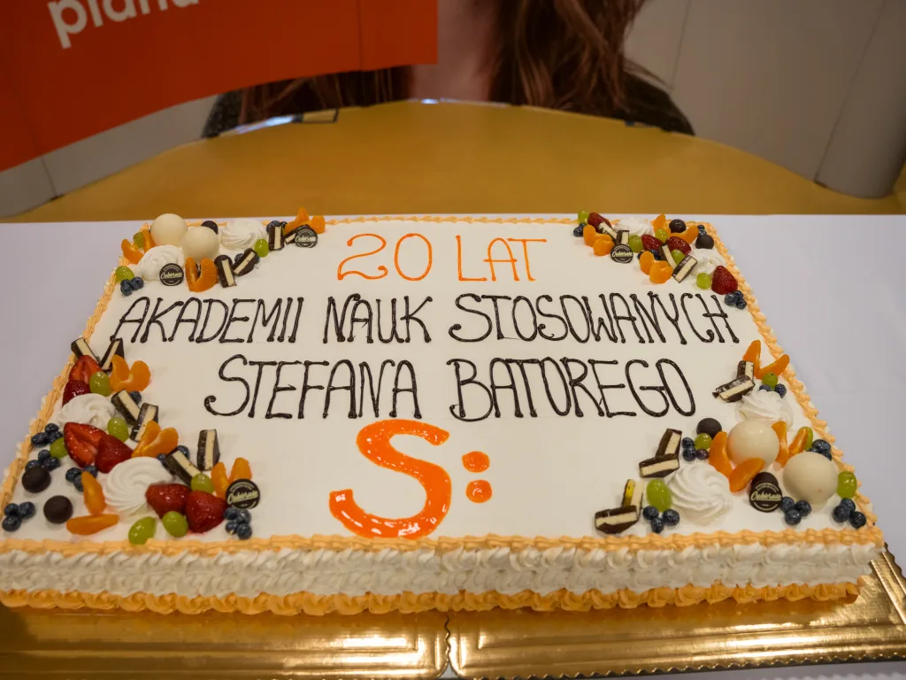 Akademia Nauk Stosowanych Stefana Batorego w Skierniewicach świętuje 20-lecie działalności 33 20 lat akademia nauk stosowanych stefana batorego 85 z 91