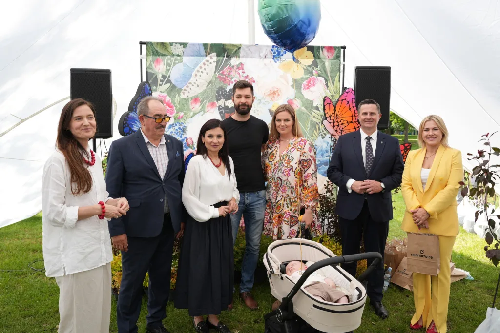 drzewko zycia dla najmlodszych mieszkancow skierniewic 1540597527277409