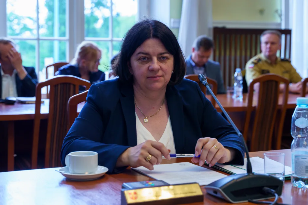 Mirosław Belina i Zarząd Powiatu Skierniewickiego z jednogłośnym absolutorium za 2024 rok 37 miroslaw belina i zarzad powiatu skierniewickiego z jednoglosnym absolutorium za 2024 rok 12 z 44