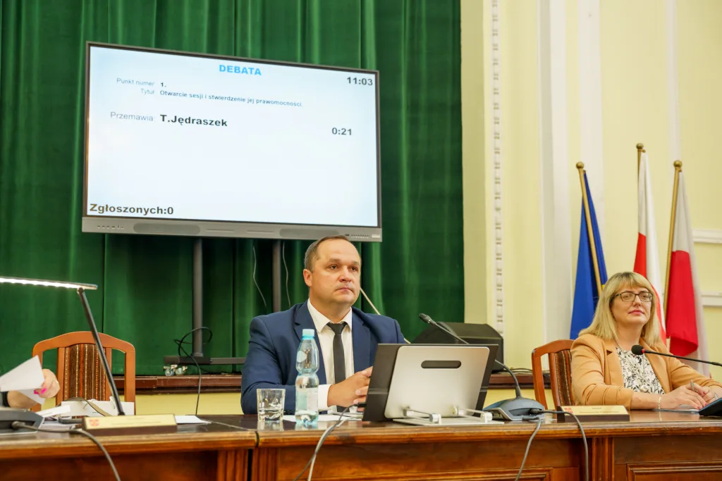 Mirosław Belina i Zarząd Powiatu Skierniewickiego z jednogłośnym absolutorium za 2024 rok 36 miroslaw belina i zarzad powiatu skierniewickiego z jednoglosnym absolutorium za 2024 rok 5 z 44