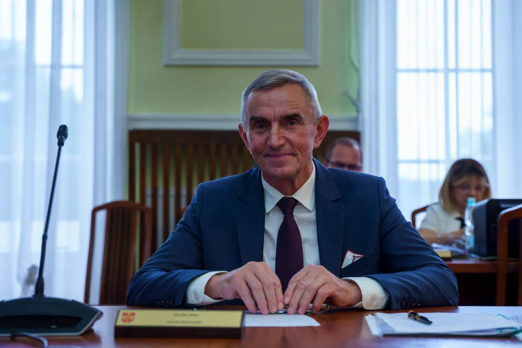 Mirosław Belina i Zarząd Powiatu Skierniewickiego z jednogłośnym absolutorium za 2024 rok 34 miroslaw belina i zarzad powiatu skierniewickiego z jednoglosnym absolutorium za 2024 rok 6 z 44