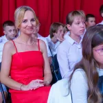 polonez osmoklasistow z sp nr 1 w skierniewicach na zakonczenie roku szkolnego 2024 2025 46 z 50