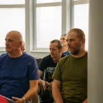 protest przed sesja rady miasta skierniewiczanie przeciwko centrum integracji cudzoziemcow 8 z 8
