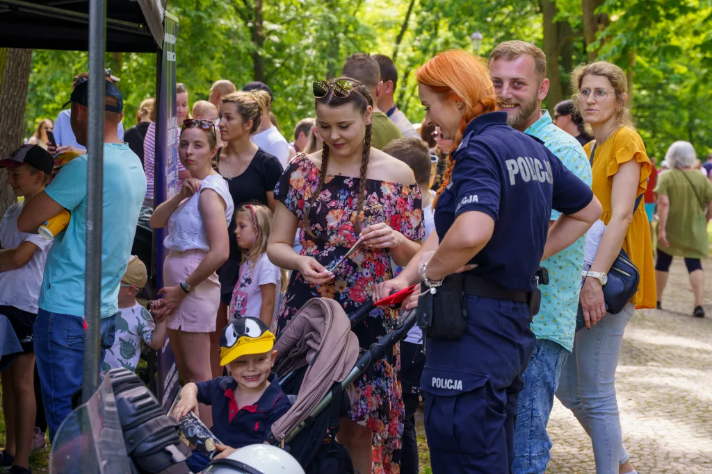 tlumy na dniu dziecka w skierniewicach 17 z 65