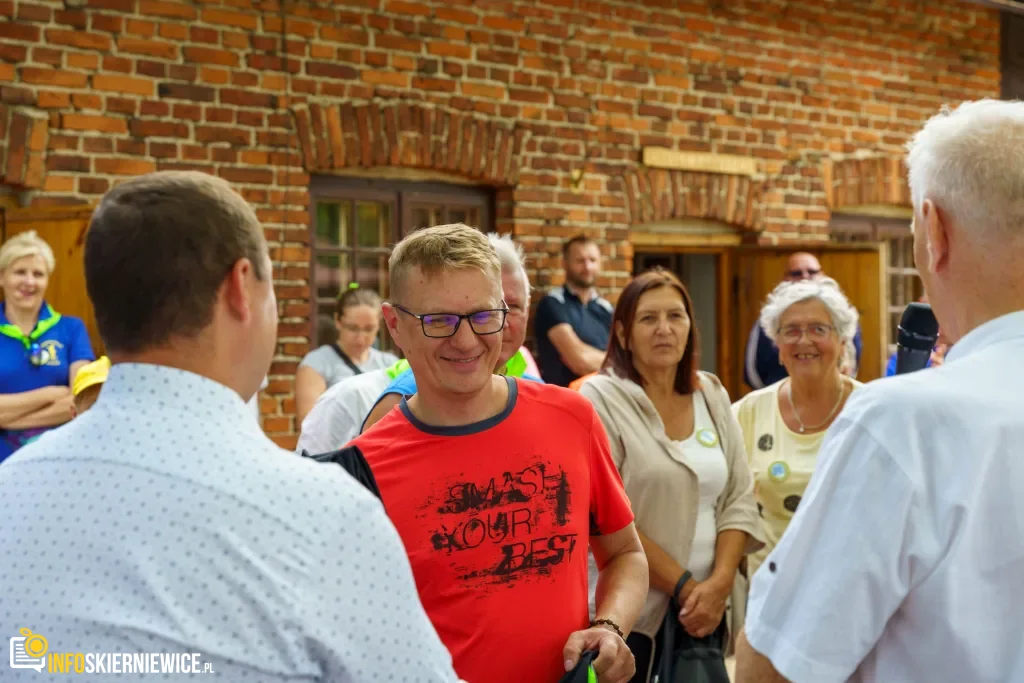 Ponad 250 rowerzystów na trasie. Tak powiat skierniewicki ucieka od codzienności