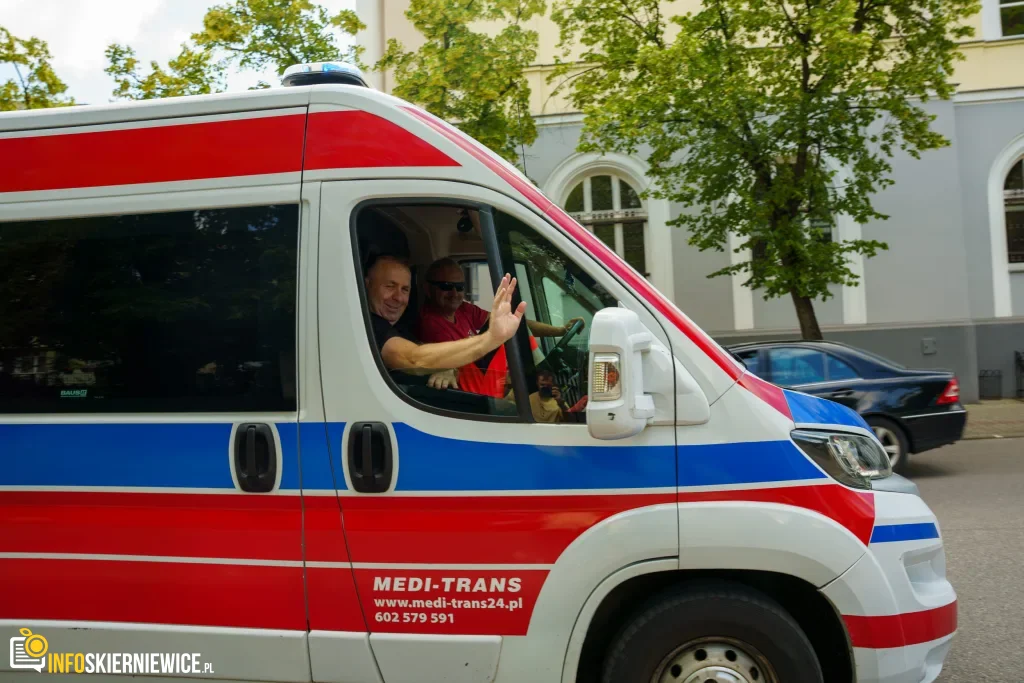 250 osób na trasie do Lipiec Reymontowskich. Peleton uciekł od smartfonów 1 V Ekologiczny Powiatowy Rajd Rowerowy (66 z 105)
