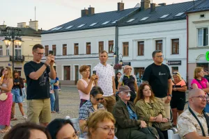 jazzowe brzmienia na skierniewickim rynku swing i emocje na zywo 29 z 30