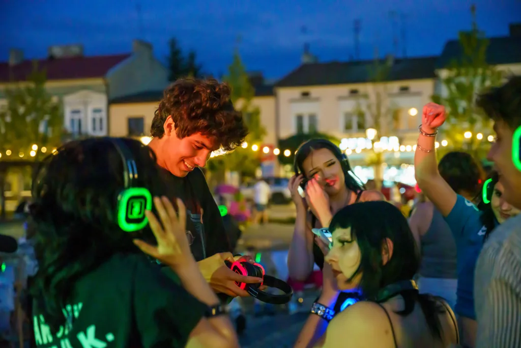 silent disco skierniewice 2025 wyjatkowa taneczna noc juz za nami 33 z 43