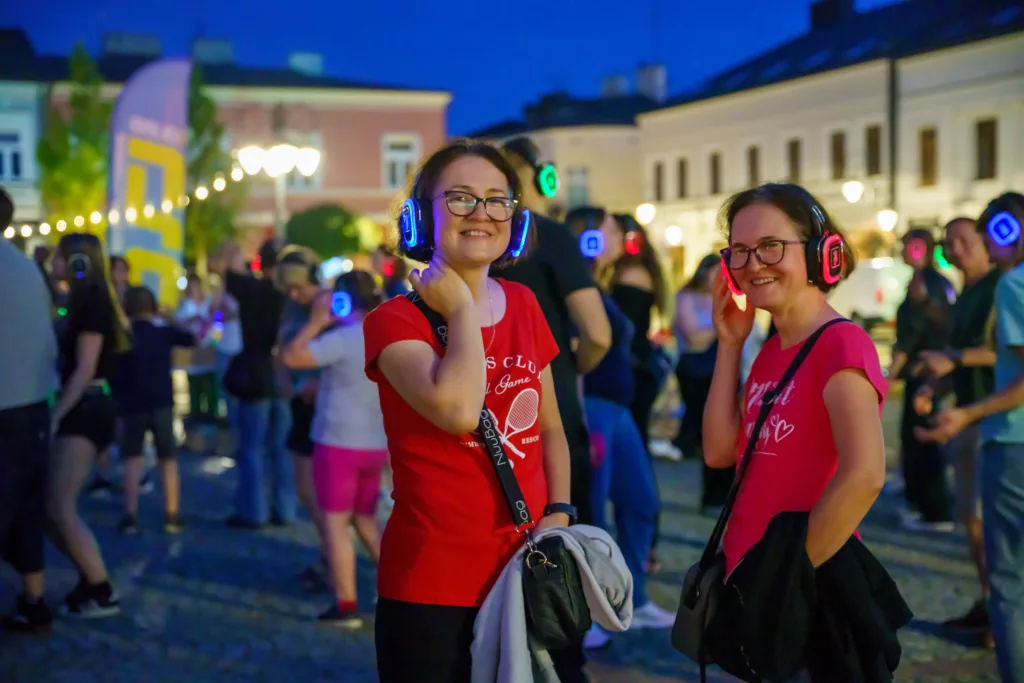 silent disco skierniewice 2025 wyjatkowa taneczna noc juz za nami 39 z 43