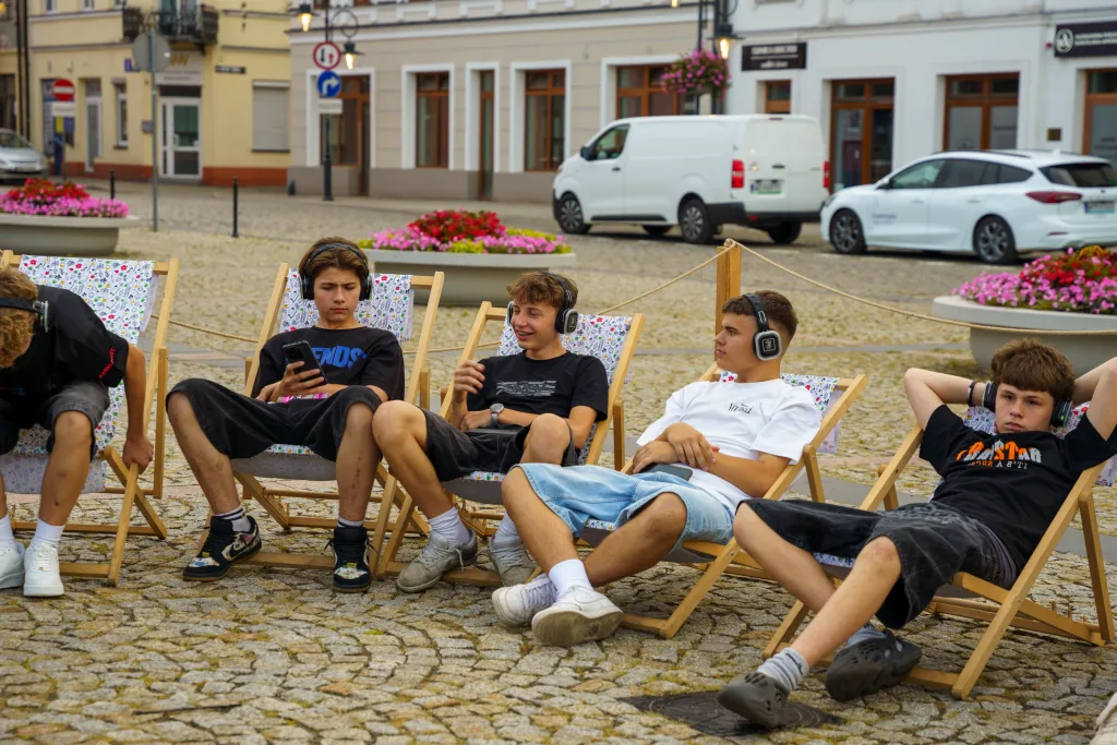 Silent Disco w Skierniewicach – tak wyglądała trzecia impreza cyklu Music Square 2025 33 silent disco skierniewice 2025 wyjatkowa taneczna noc juz za nami 5 z 43
