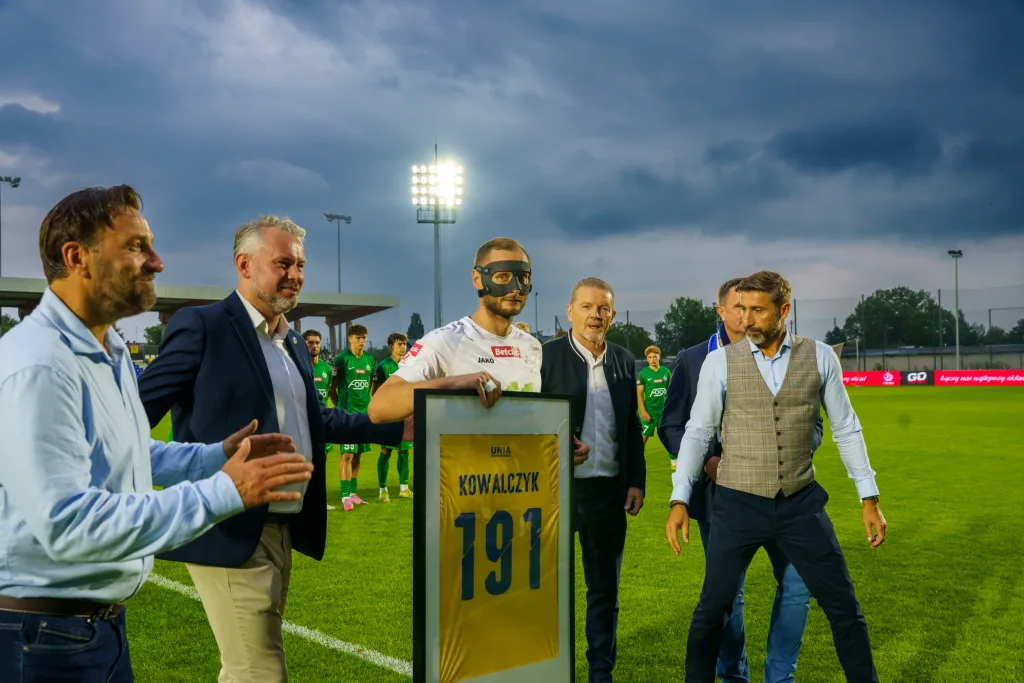 unia skierniewice warta poznan betclic 2 liga 1 kolejka 10 z 49