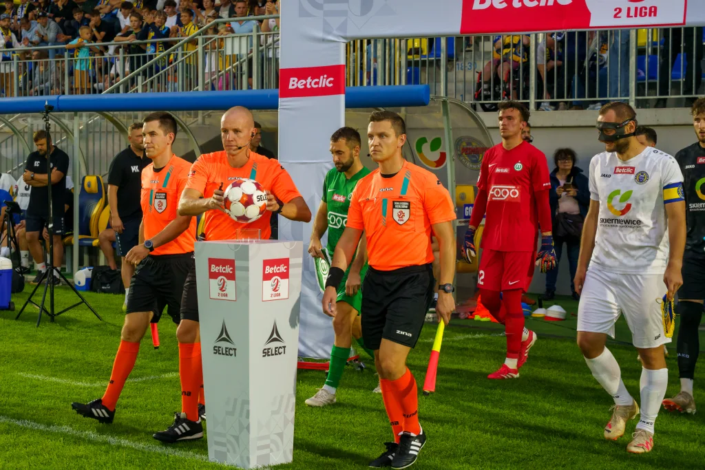 unia skierniewice warta poznan betclic 2 liga 1 kolejka 2 z 49