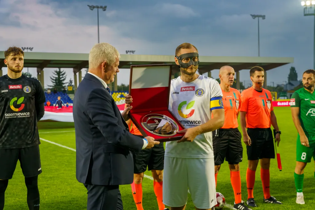 unia skierniewice warta poznan betclic 2 liga 1 kolejka 9 z 49