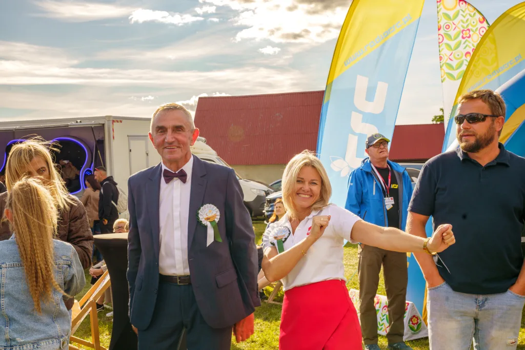 Dożynki Powiatu Skierniewickiego 2025 w Starej Rawie. Barwny korowód, msza i święto plonów 39 dozynki powiatu skierniewickiego 2025 fanatic 26 z 34