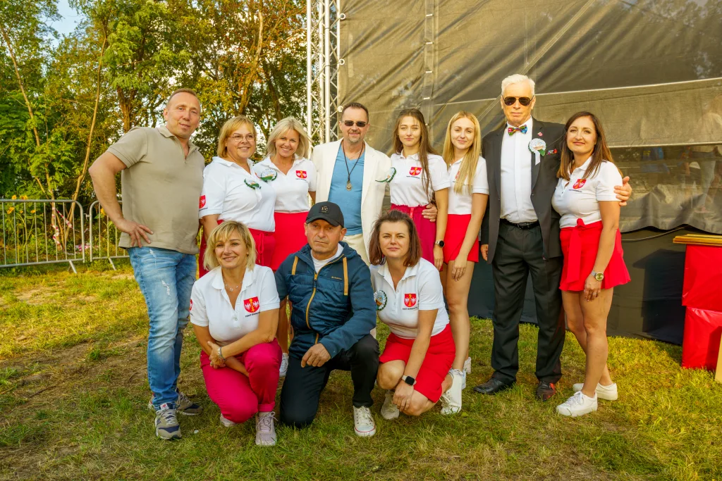 Dożynki Powiatu Skierniewickiego 2025 w Starej Rawie. Barwny korowód, msza i święto plonów 39 dozynki powiatu skierniewickiego 2025 fanatic 34 z 34