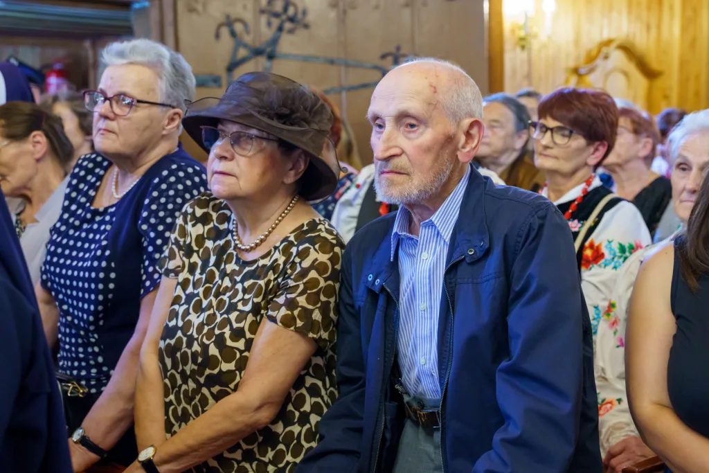Janisławice świętują 500 lat kościoła. Historyczny jubileusz z udziałem biskupa i ministra 38 jubileusz 500 lecia konsekracji kosciola w janislawicach 20 z 124