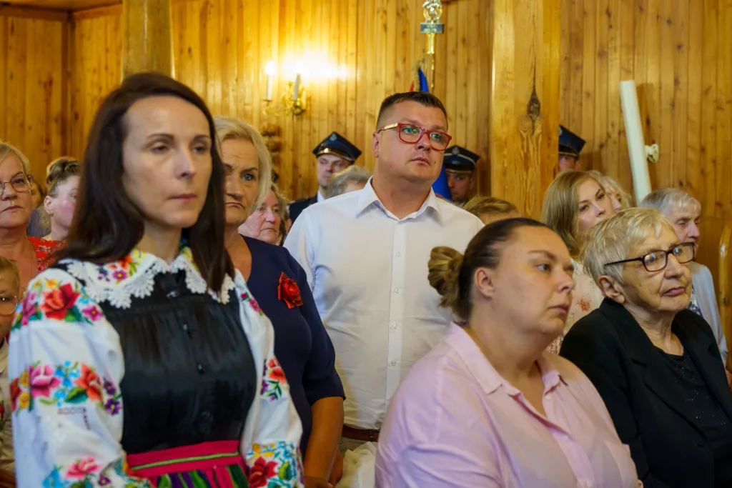 Janisławice świętują 500 lat kościoła. Historyczny jubileusz z udziałem biskupa i ministra 38 jubileusz 500 lecia konsekracji kosciola w janislawicach 22 z 124