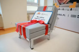 Łóżka dla rodziców małych pacjentów w szpitalu w Skierniewicach – Fundacja przekazała 8 zestawów 10 dsc03524