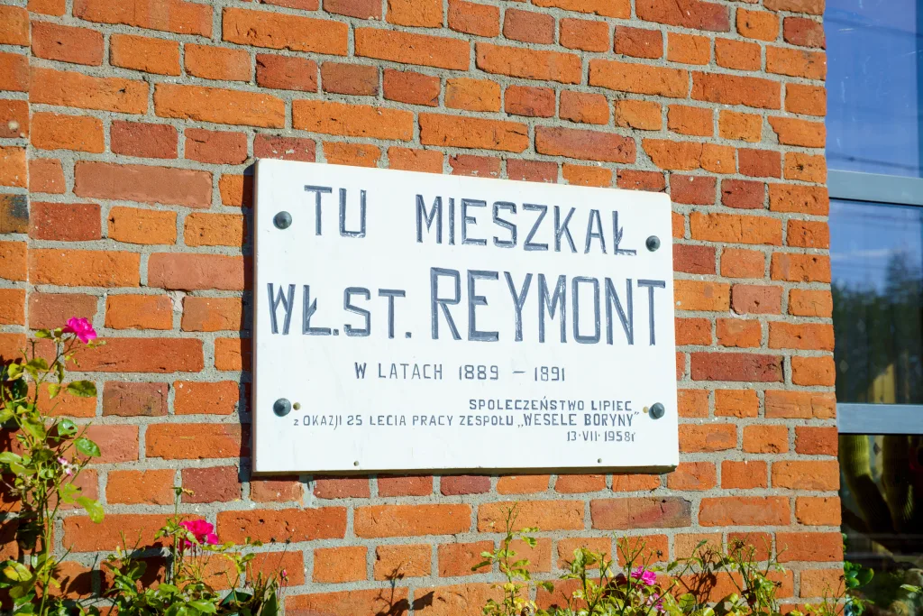 na terenie powiatu skierniewickiego uroczyste odsloniecie pomnika reymonta w lipcach reymontowskich 1 z 58
