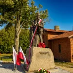 na terenie powiatu skierniewickiego uroczyste odsloniecie pomnika reymonta w lipcach reymontowskich 2 z 58