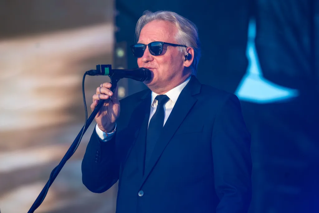 Julya & Bracia Gruz, Blanka, Poparzeni Kawą Trzy, Oskar Cyms i Ich Troje zamknęli 48. Skierniewickie Święto Kwiatów, Owoców i Warzyw – zobacz galerię! 36 zdjecia swieto kwiatow 2025 blanka poparzeni kawa trzy oskar cyms ich troje 13 z 49