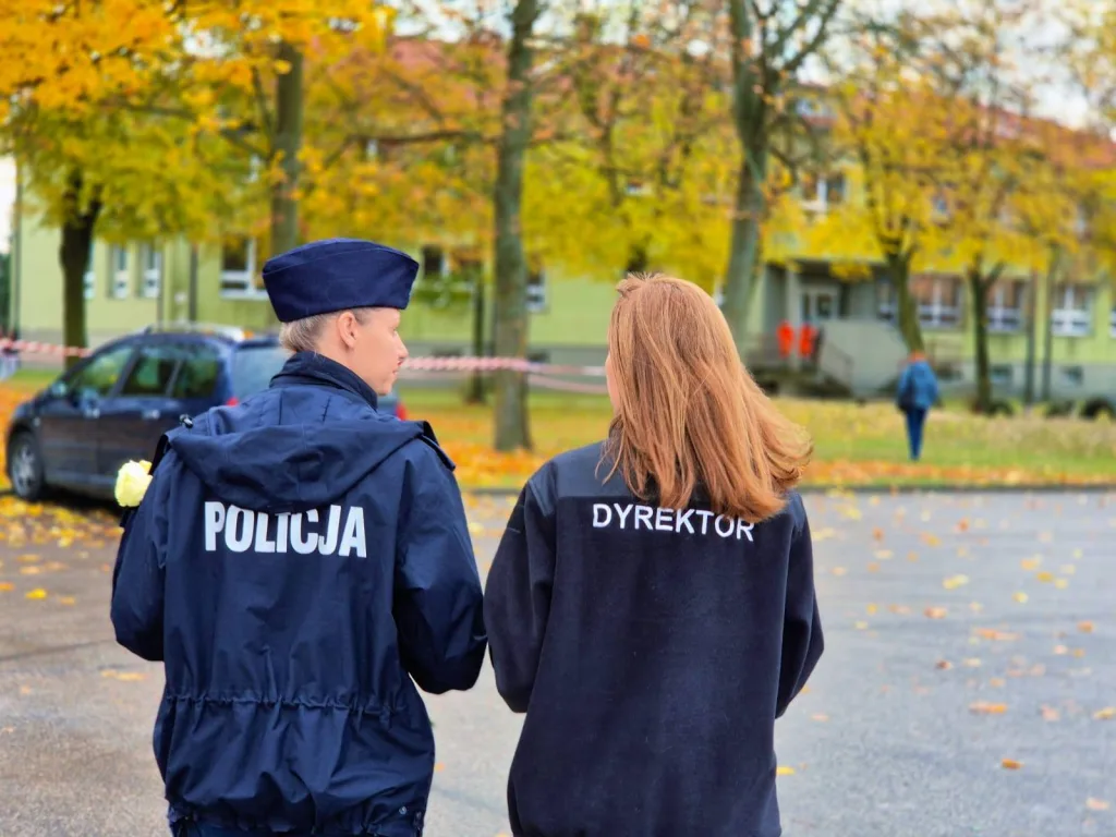 Ślubowanie klas mundurowych w ZS w Bolimowie 33 571193987 1138564645061134 8118631710894377891 n