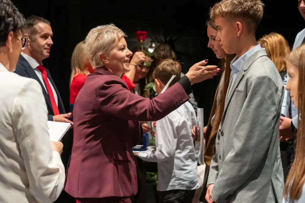 571250244 1680768986593595 206374955040831427 n