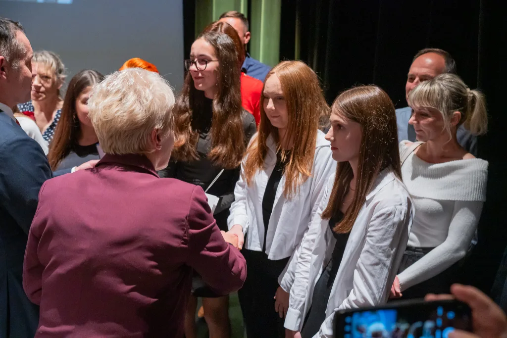 571667279 1680771906593303 6153064867310514442 n