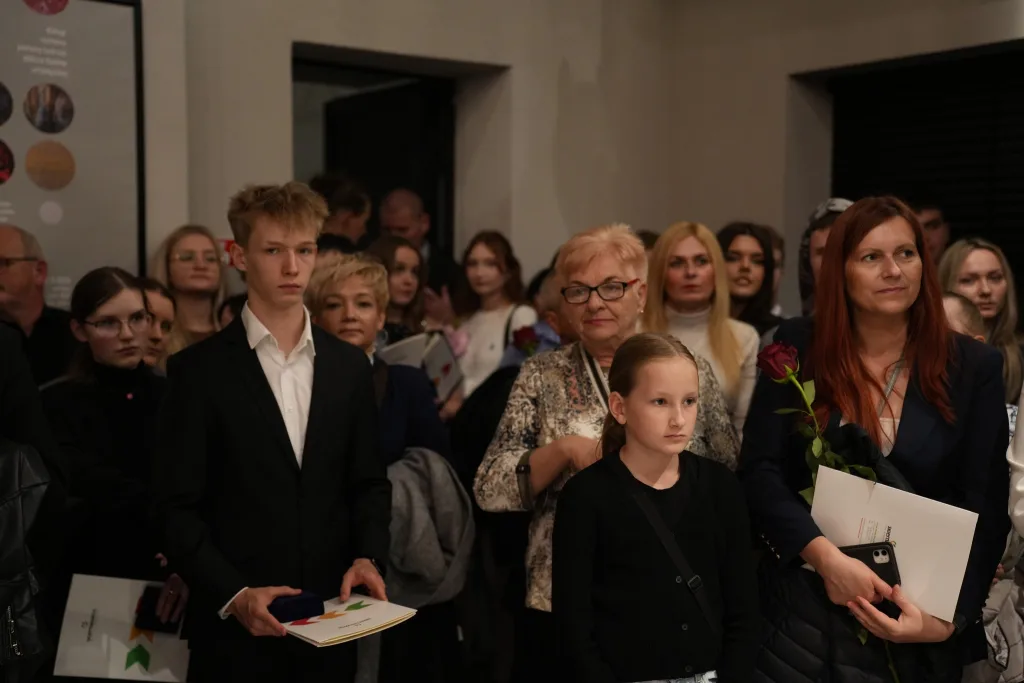 Ponad 250 uczniów wyróżnionych Tura III - finał dzisiejszej relacji 33 574575049 1680874313249729 9212613248331420144 n