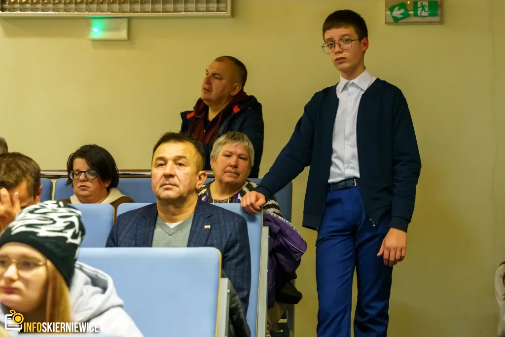 andrzej duda w skierniewicach rozmowa po spotkaniu w auli ans 17 z 40 1024x683 watermarked large
