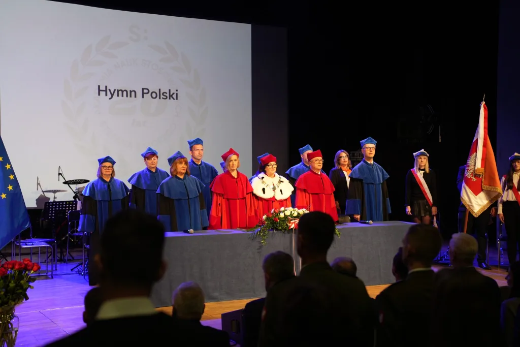 inauguracja roku akademickiego ans stefana batorego w kinoteatrze polonez1651755032828324