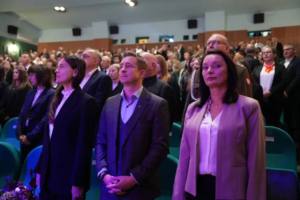 Inauguracja roku akademickiego ANS Stefana Batorego w Kinoteatrze Polonez 38 inauguracja roku akademickiego ans stefana batorego w kinoteatrze polonez1651755066161654