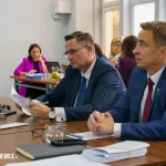 na terenie xiv sesja rady miasta skierniewice 9 pazdziernika 2025 r powiatu skierniewickiego uroczyste odsloniecie pomnika reymonta w lipcach reymontowskich 3 z 25