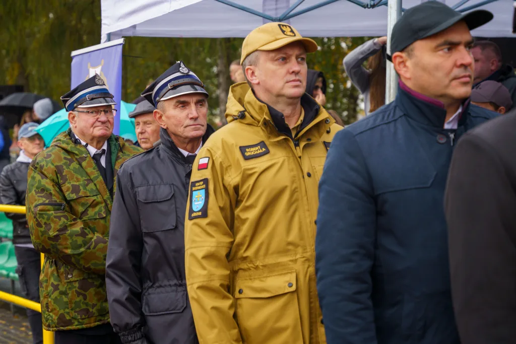osp makow i osp wysokienice triumfuja w zawodach sportowo pozarniczych powiatu skierniewickiego 2025 10 z 87