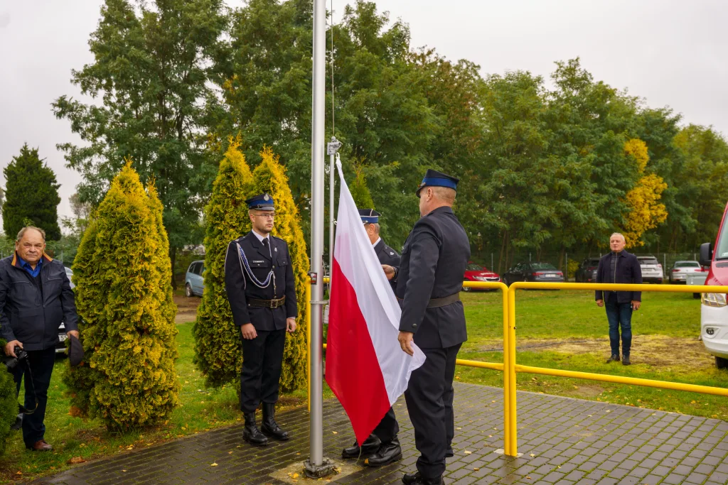 osp makow i osp wysokienice triumfuja w zawodach sportowo pozarniczych powiatu skierniewickiego 2025 11 z 87