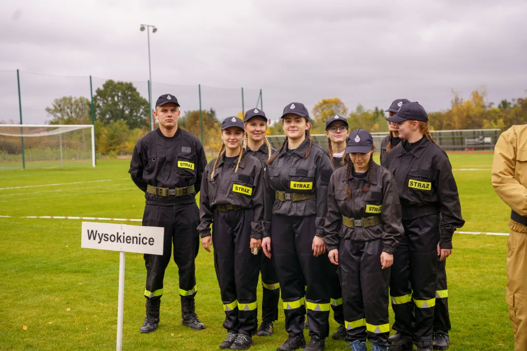 osp makow i osp wysokienice triumfuja w zawodach sportowo pozarniczych powiatu skierniewickiego 2025 15 z 43