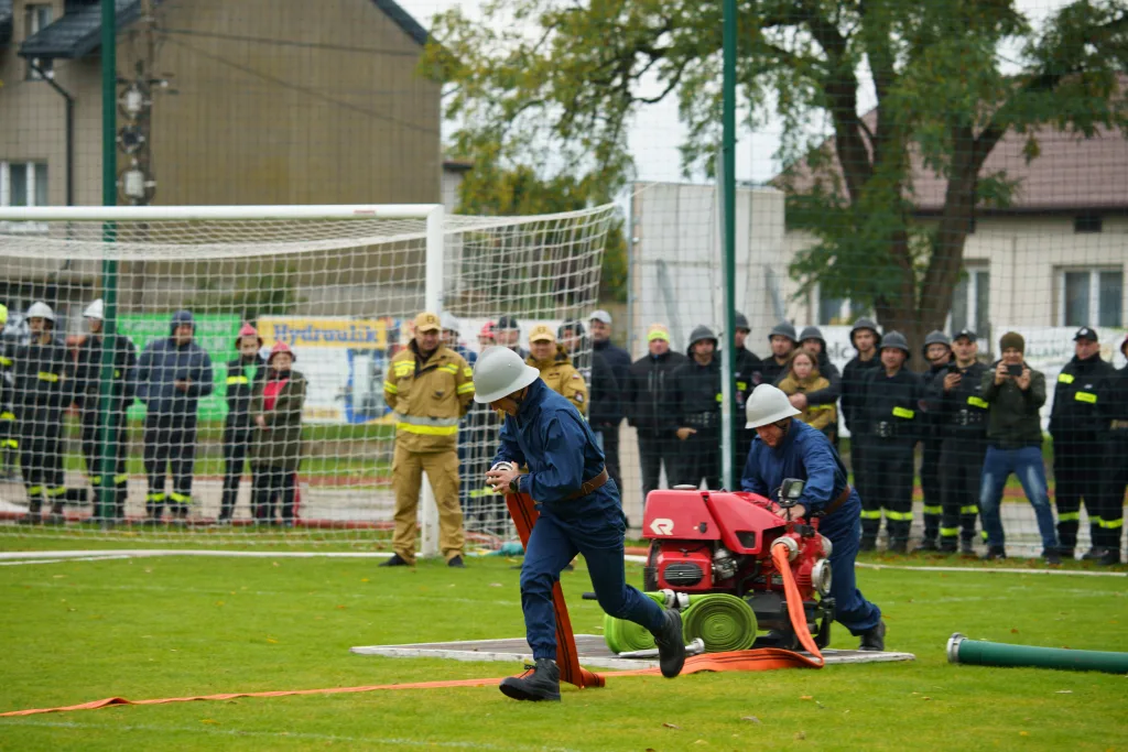 osp makow i osp wysokienice triumfuja w zawodach sportowo pozarniczych powiatu skierniewickiego 2025 3 z 43