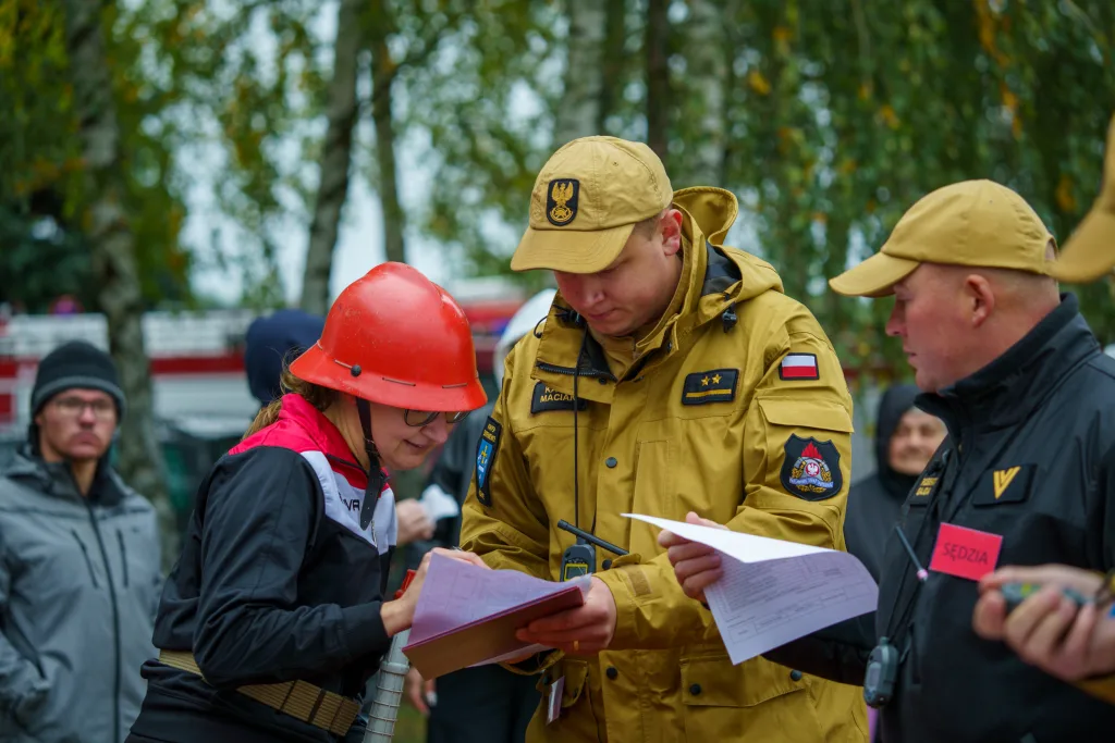 osp makow i osp wysokienice triumfuja w zawodach sportowo pozarniczych powiatu skierniewickiego 2025 45 z 87