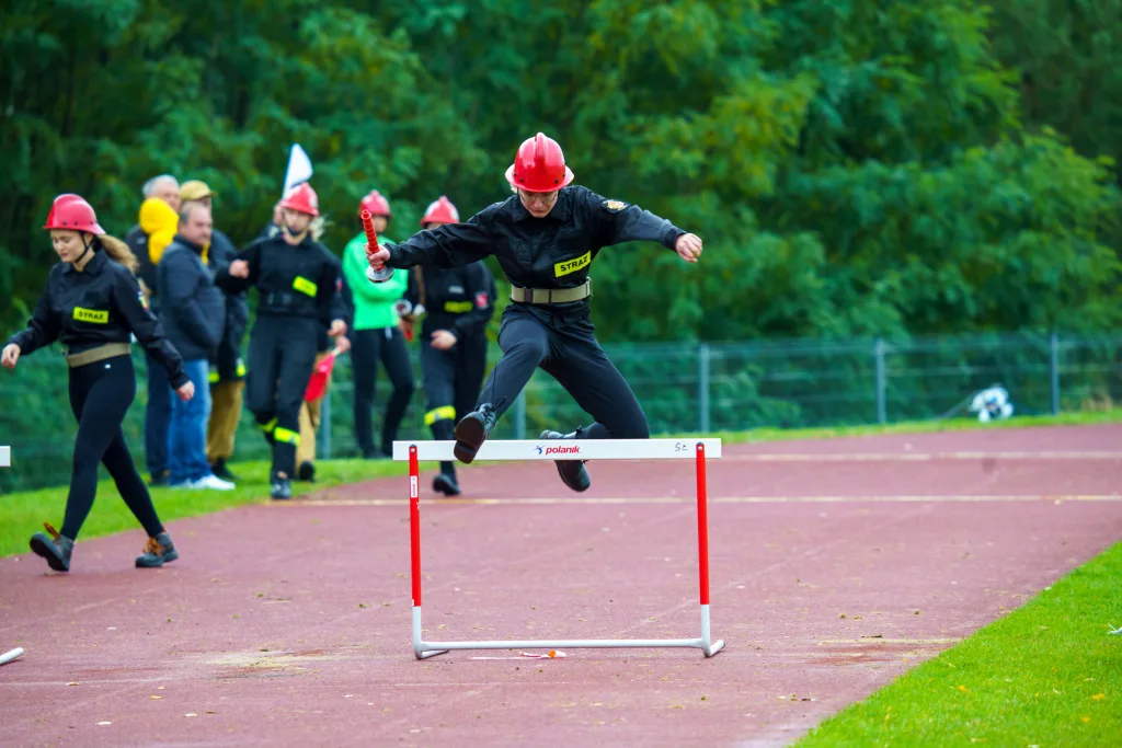 osp makow i osp wysokienice triumfuja w zawodach sportowo pozarniczych powiatu skierniewickiego 2025 52 z 87