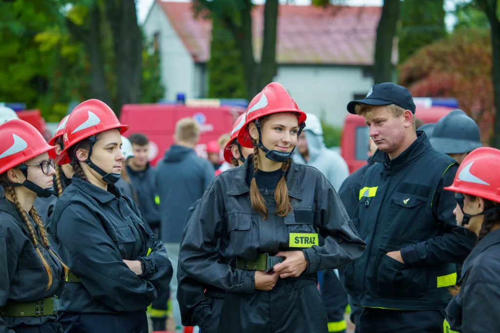 osp makow i osp wysokienice triumfuja w zawodach sportowo pozarniczych powiatu skierniewickiego 2025 67 z 87