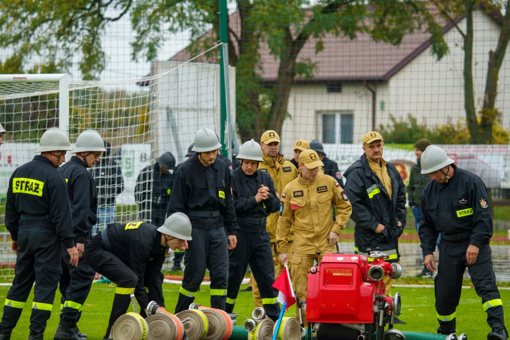 osp makow i osp wysokienice triumfuja w zawodach sportowo pozarniczych powiatu skierniewickiego 2025 78 z 87