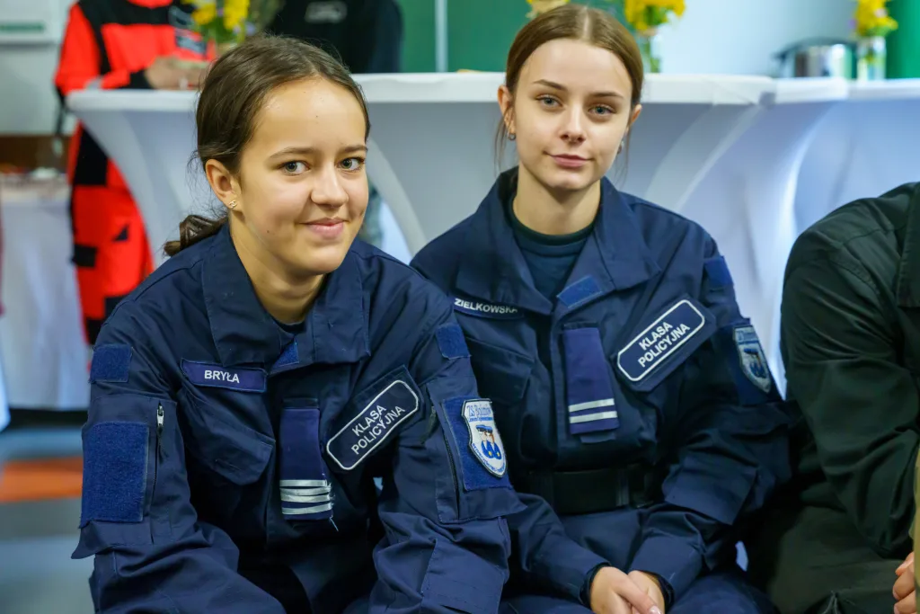 Powiatowe Obchody Dnia Edukacji Narodowej. Wyróżnienia dla Oświaty Powiatu Skierniewickiego w Bolimowie 37 w powiecie podziekowano nauczycielom 14 z 53